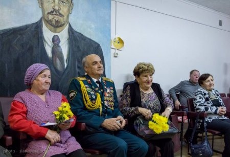 В честь 100-летия Комсомола
