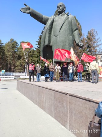 22 апреля 1870 года родился вождь мирового пролетариата Владимир Ленин!