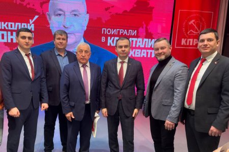Томская делегация побывала на встрече с Николаем Харитоновым